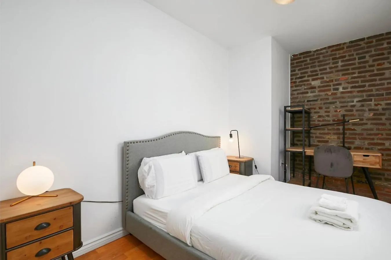 Prime Location Gorgeous 4Br Downtown Mtl Zj2 Apartment Montreal