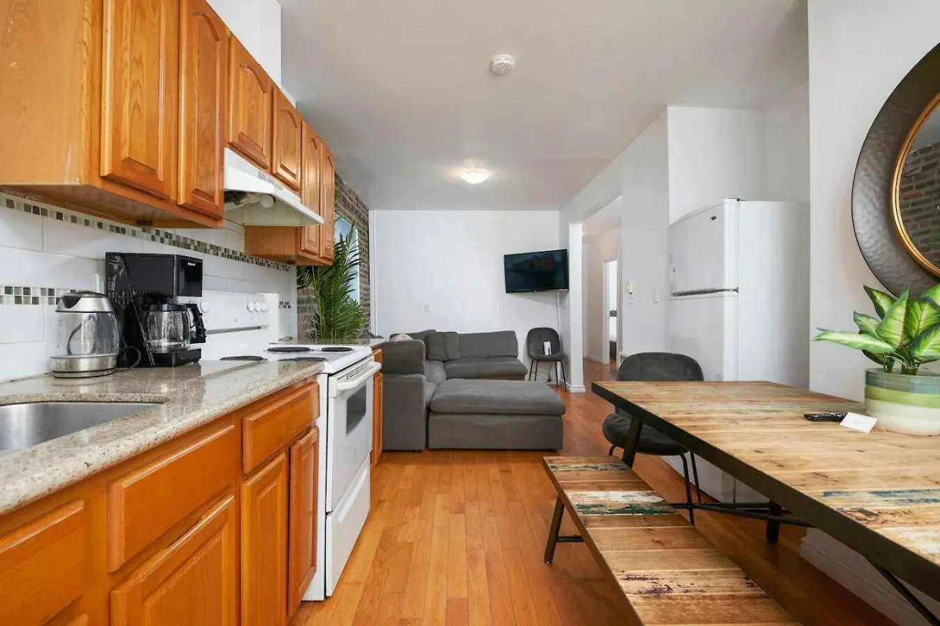 Prime Location Gorgeous 4Br Downtown Mtl Zj2 Apartment Montreal 0*,  Canada