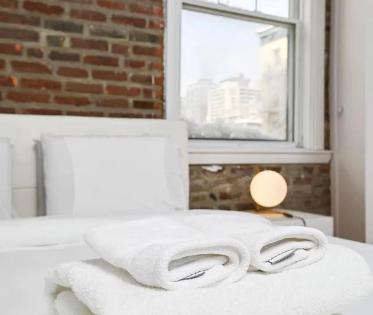 Prime Location Gorgeous 4Br Downtown Mtl Zj2 Apartment Montreal
