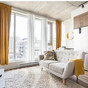 Apartment The Catherinoise, In Heart Of Downtown, Montreal