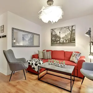 100 Meters To Subway - Montcalm Apartamento
